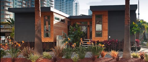 Living-Home-Low-Cost-LEED-Platinum